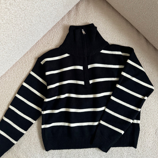 Black and white zip up jumper
