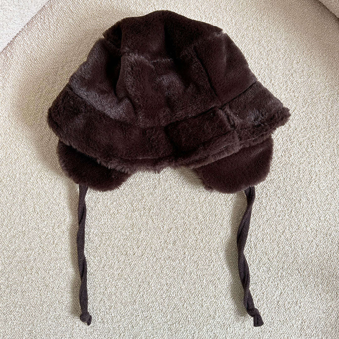 Faux fur hat brown