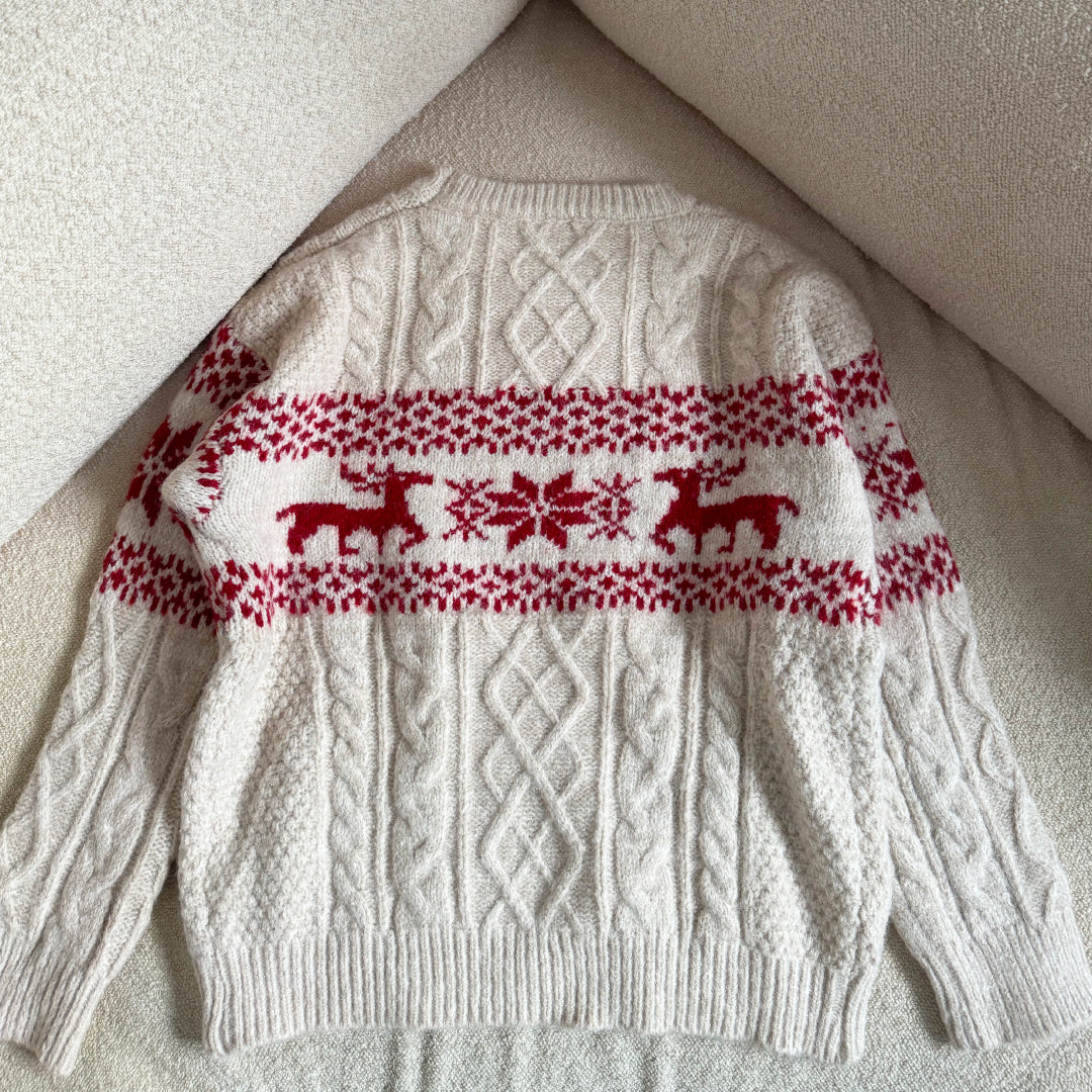 Reindeer cable knit