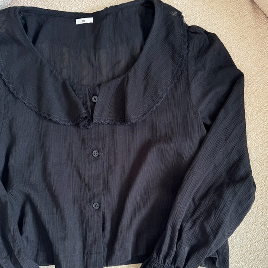 Black frill blouse
